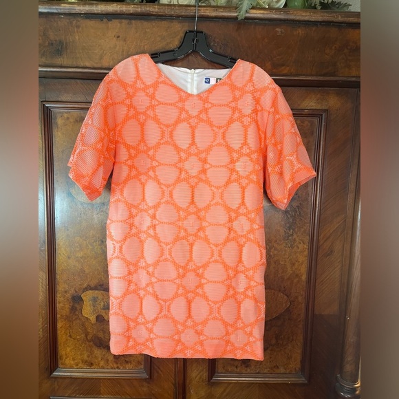 EUC MSGM- Geometric Lace Shift Mini Dress in Coral. Size IT 38/ US 4 - Picture 1 of 7